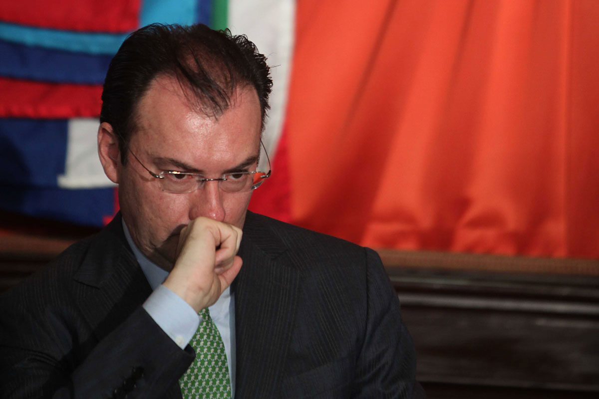 Claudio X. González arrea parejo: desafía a Nuño, a Peña, al gobierno todo…